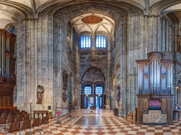 Photo de l'intérieur de la cathédrale